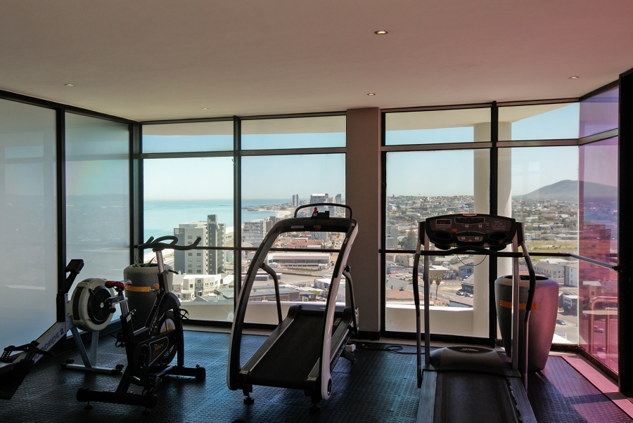 4 Bedroom Property for Sale in Waves Edge Western Cape